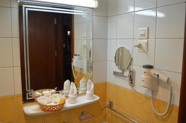 Rotana Al Mesk Hotel image 5